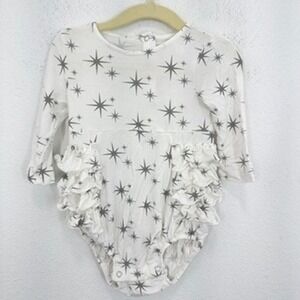 Kate Quinn Baby Girl Bamboo Romper 6-12M White‎ Star Print Ruffles Long Sleeve